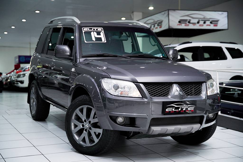 MITSUBISHI PAJERO TR4