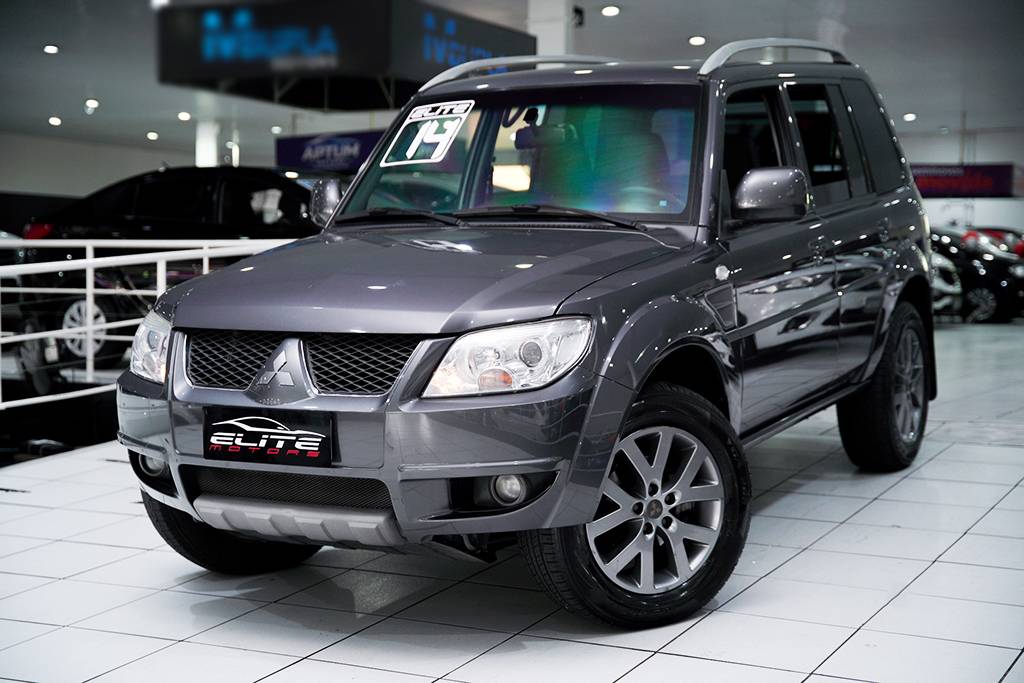MITSUBISHI PAJERO TR4