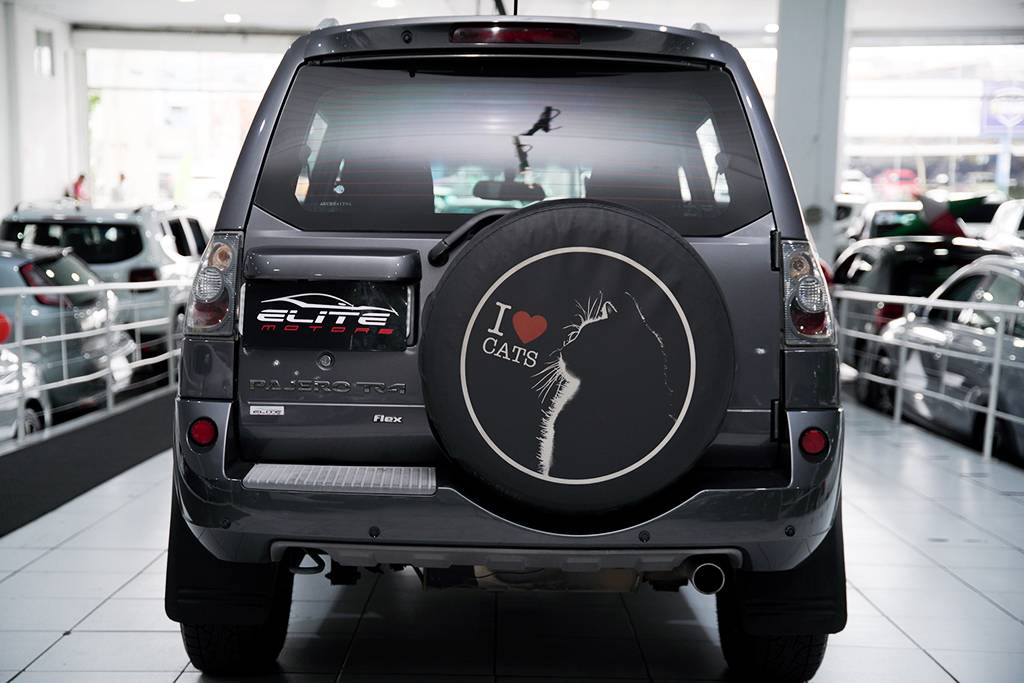 MITSUBISHI PAJERO TR4