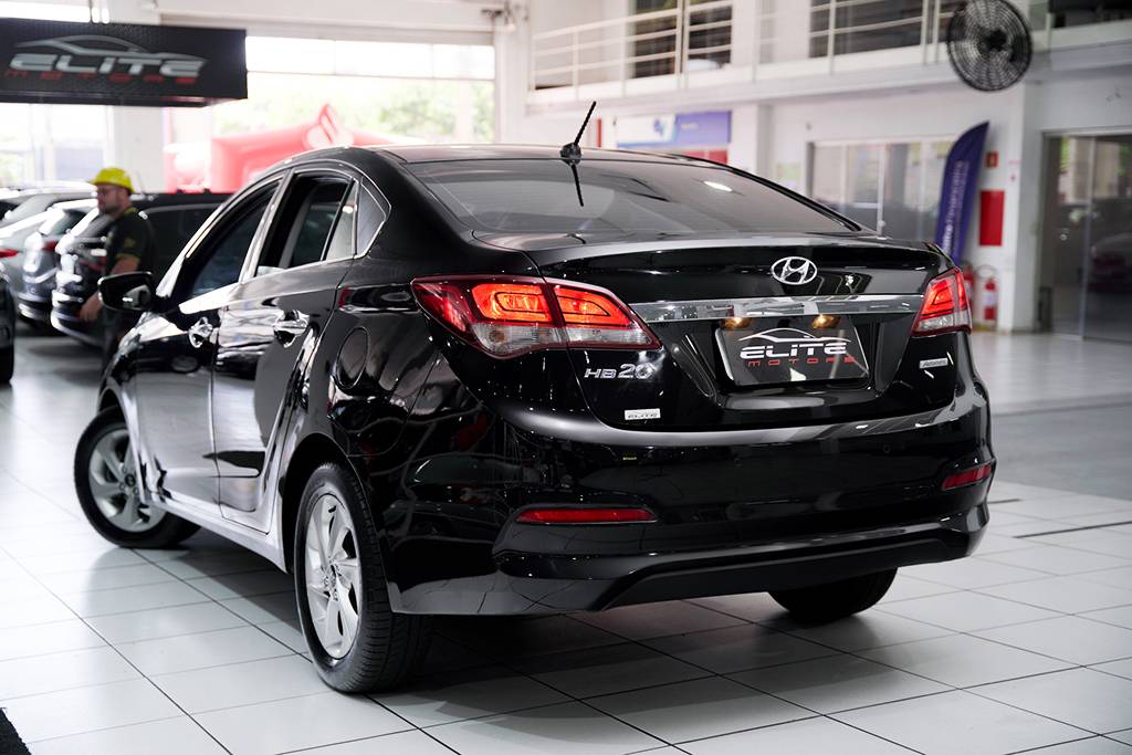 HYUNDAI HB20S