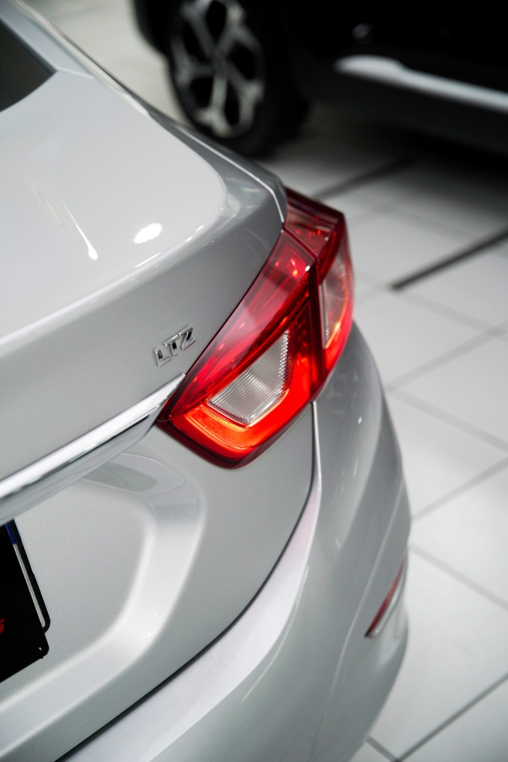 CHEVROLET CRUZE