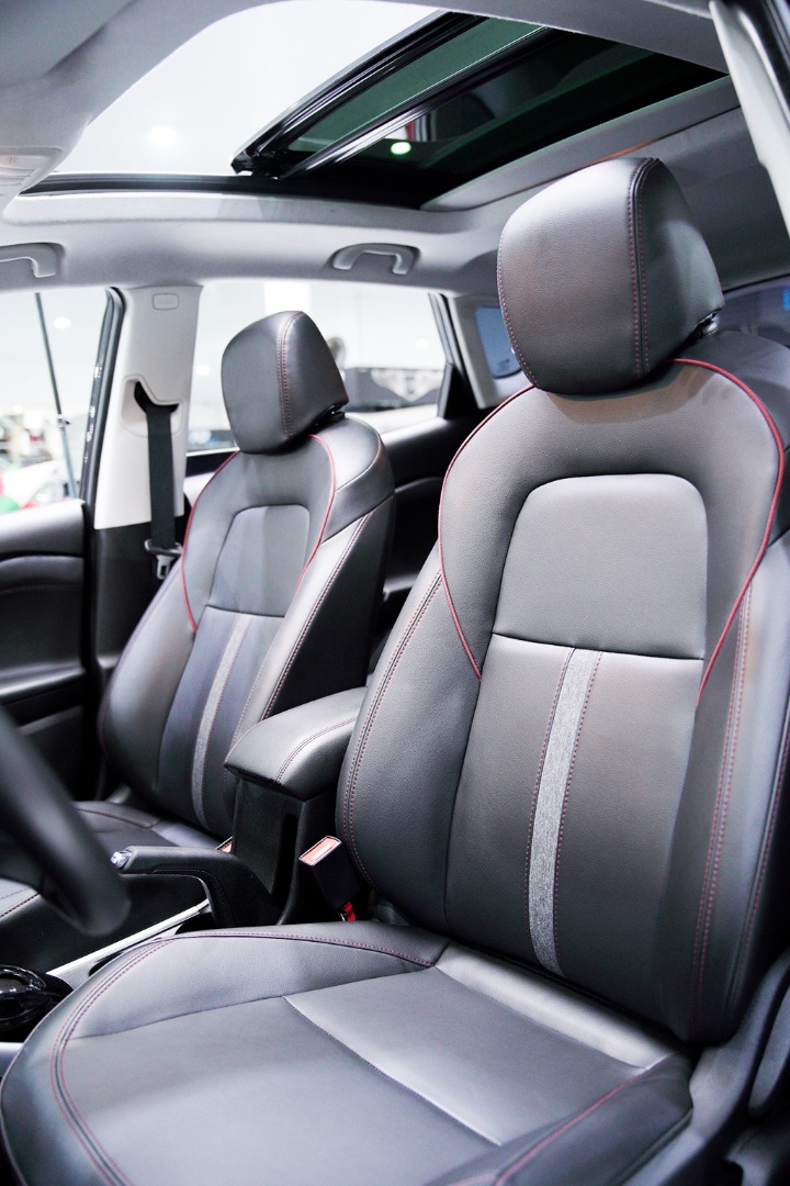 CHEVROLET TRACKER