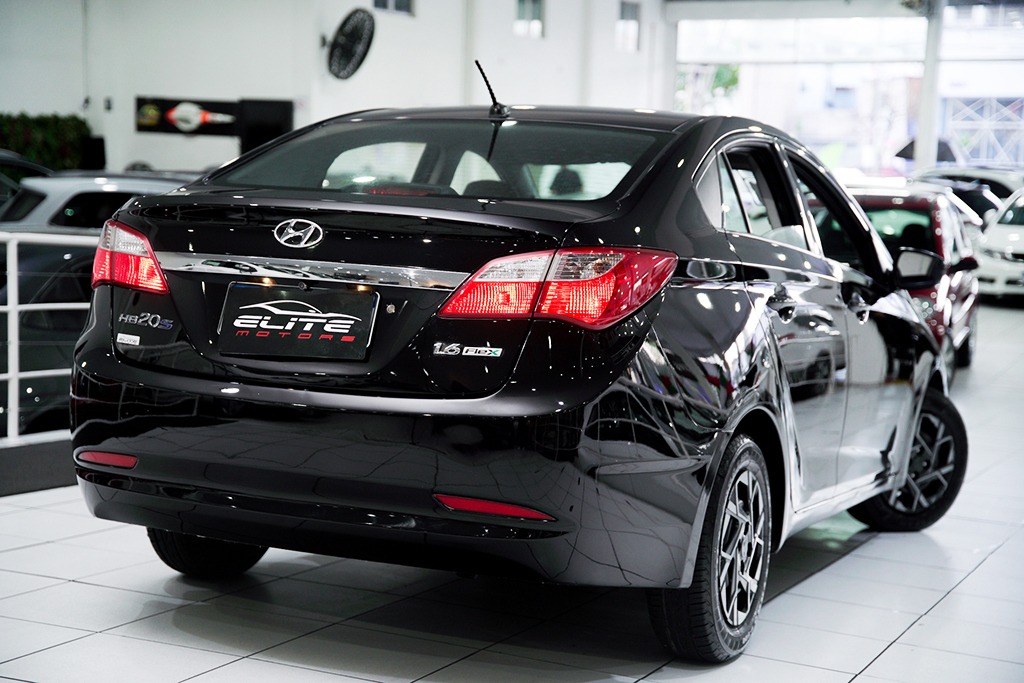 HYUNDAI HB20S