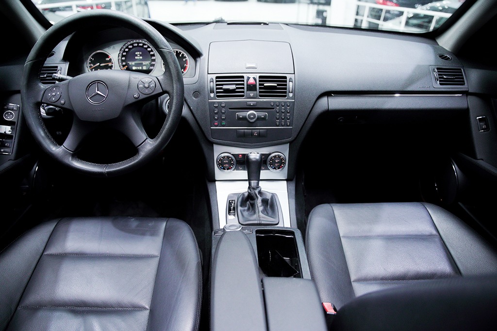 MERCEDES-BENZ C 280