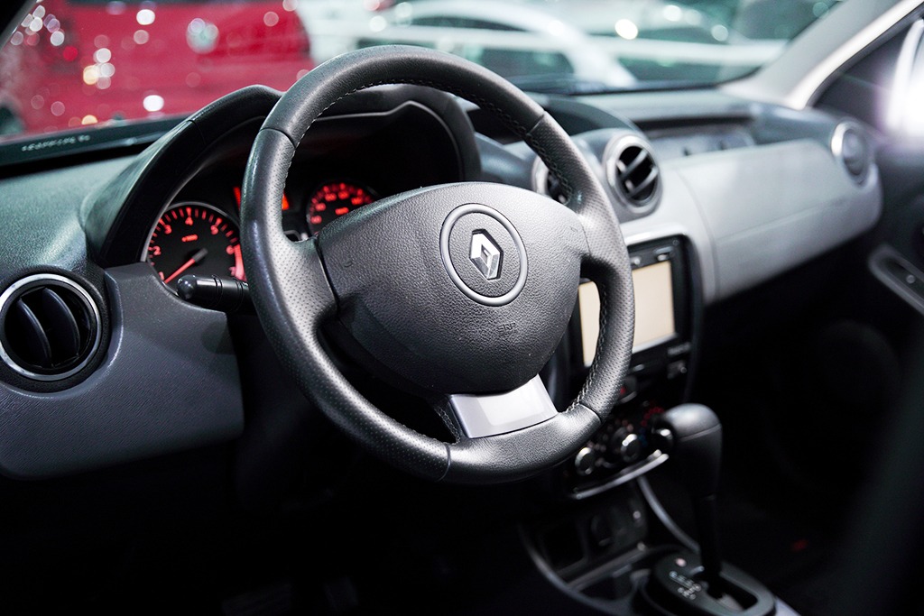 RENAULT DUSTER