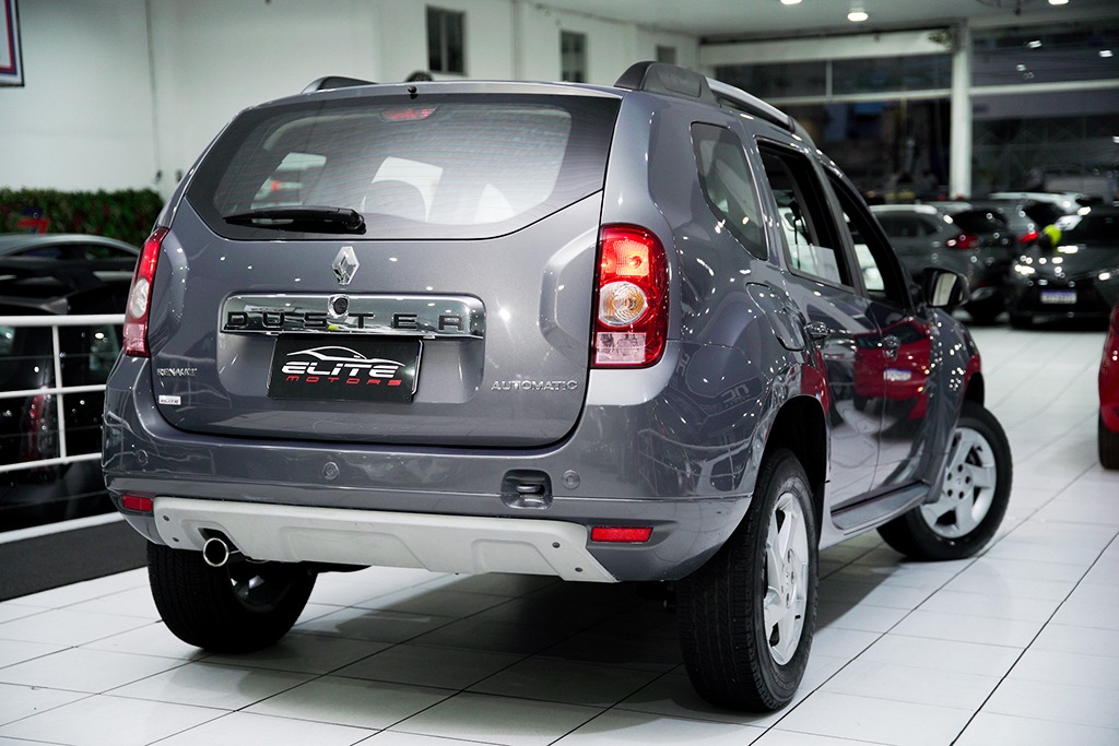 RENAULT DUSTER