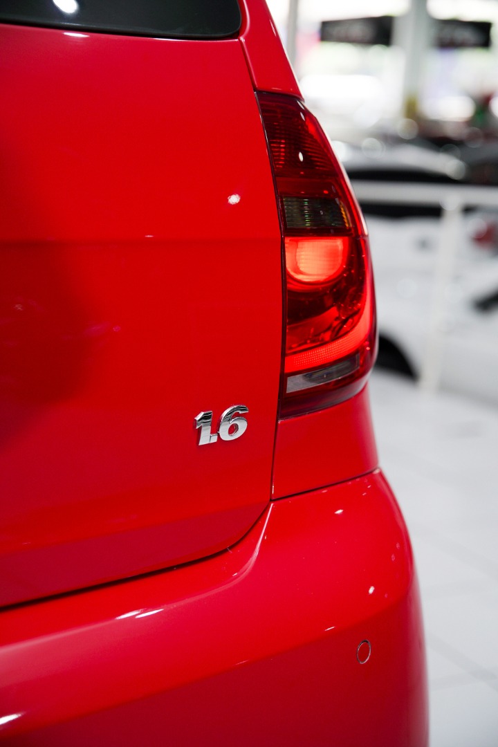 VOLKSWAGEN FOX