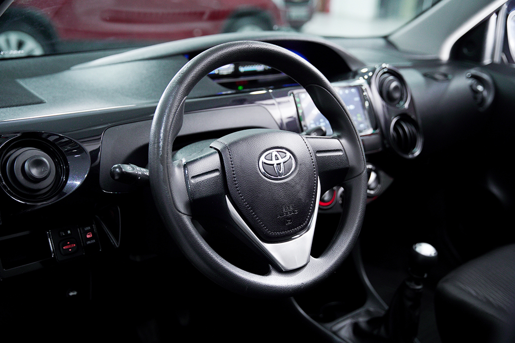 TOYOTA ETIOS