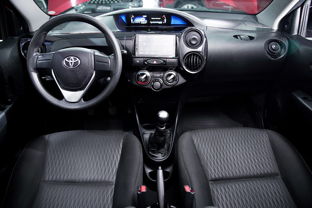TOYOTA ETIOS