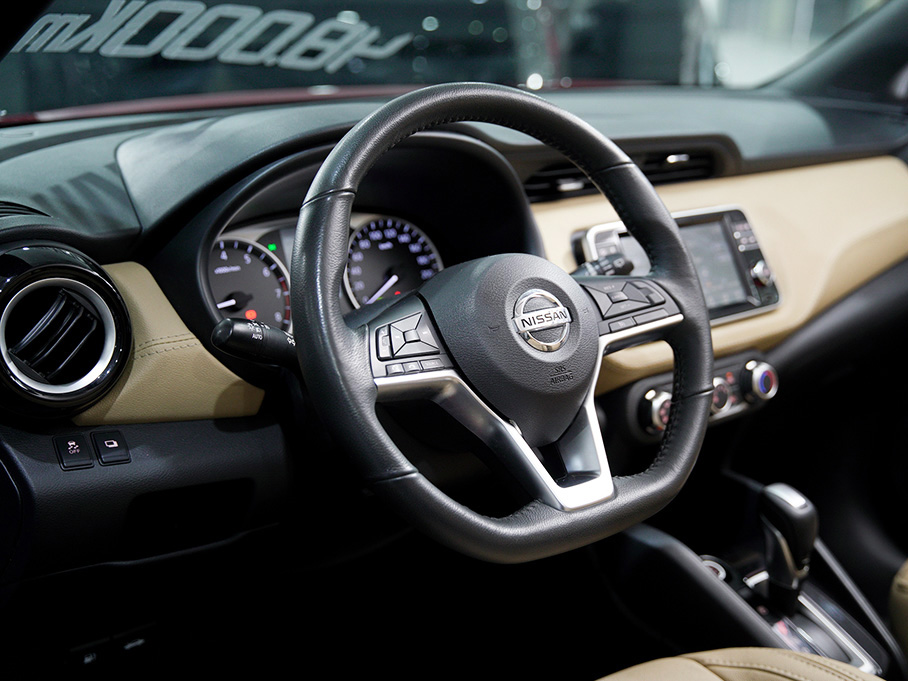 NISSAN KICKS
