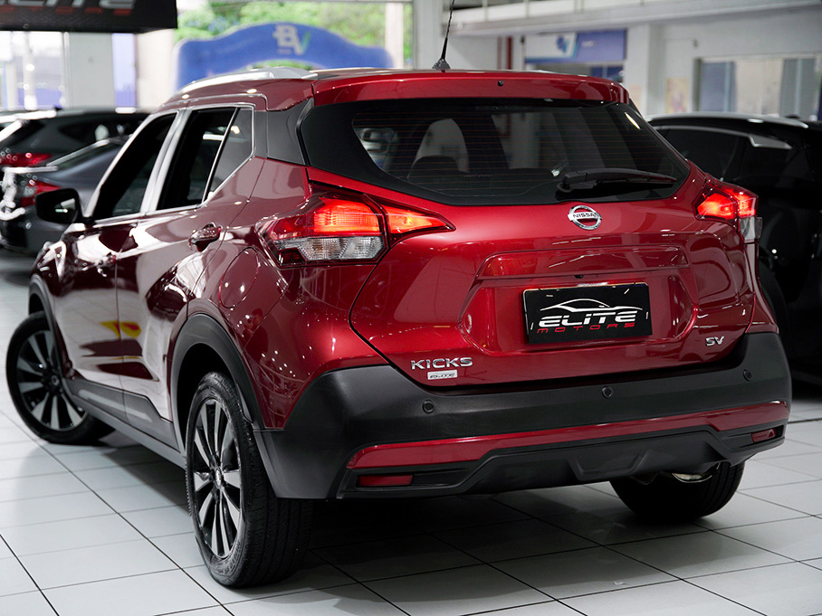 NISSAN KICKS