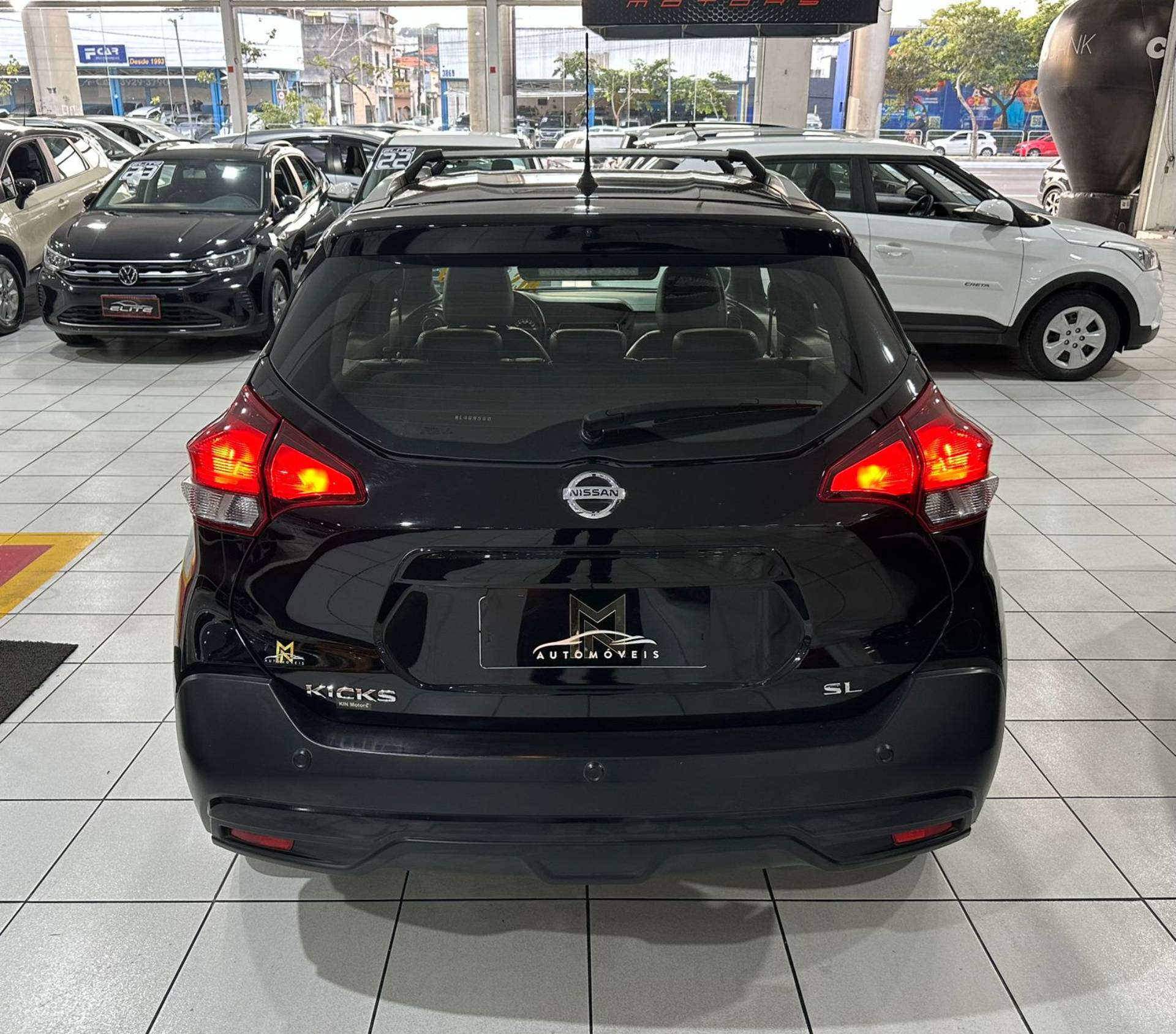 NISSAN KICKS