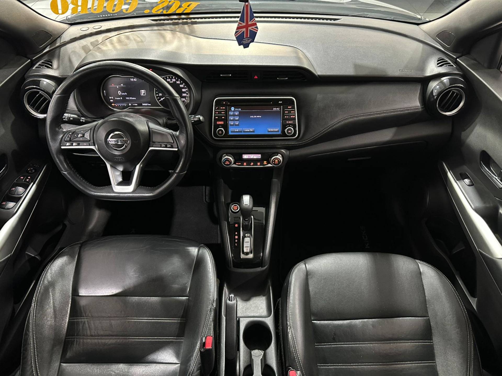 NISSAN KICKS