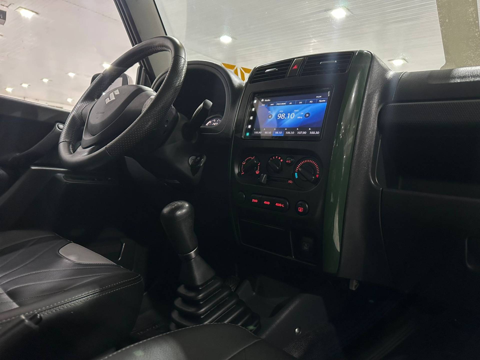 SUZUKI JIMNY