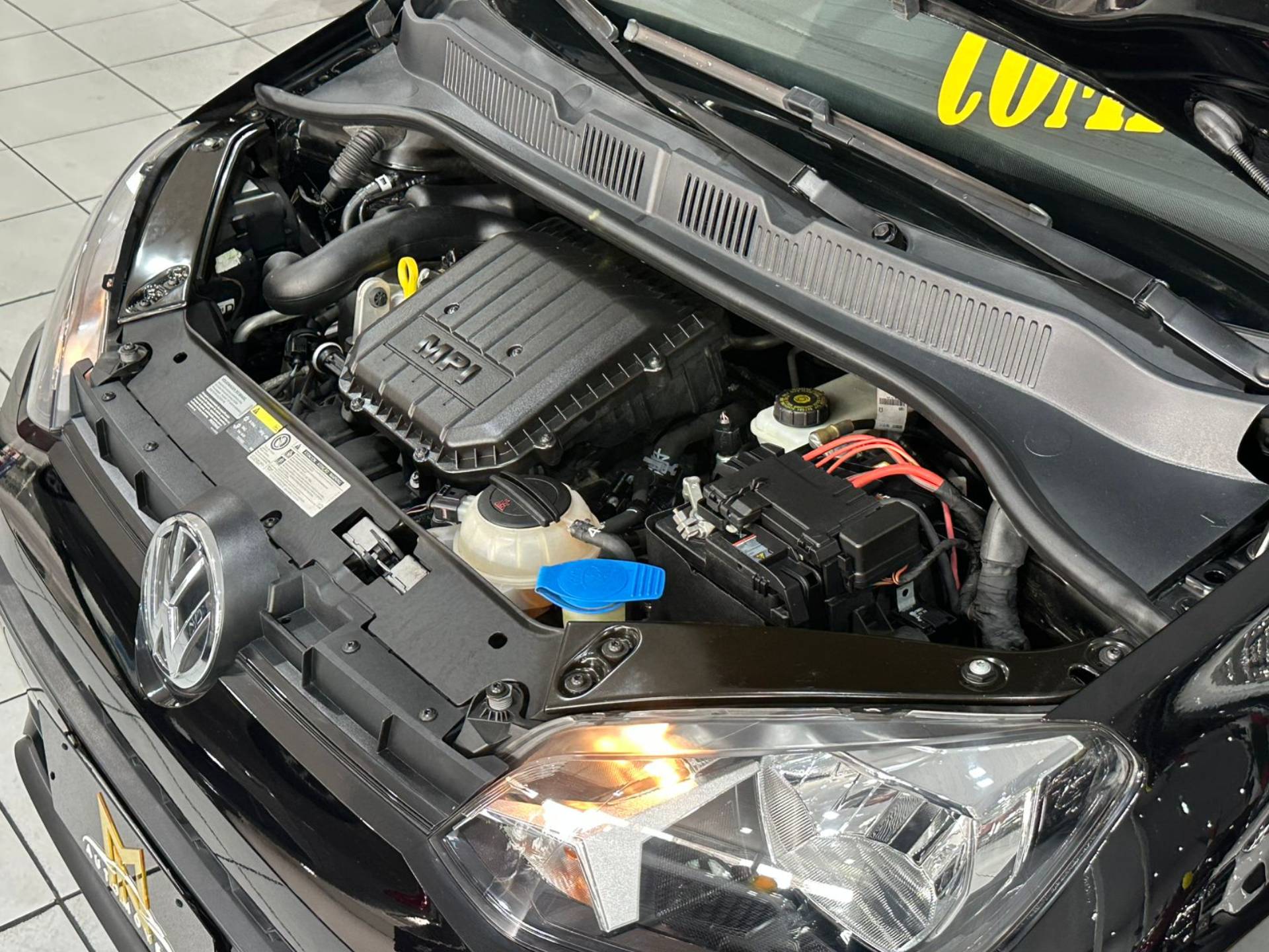 VOLKSWAGEN UP