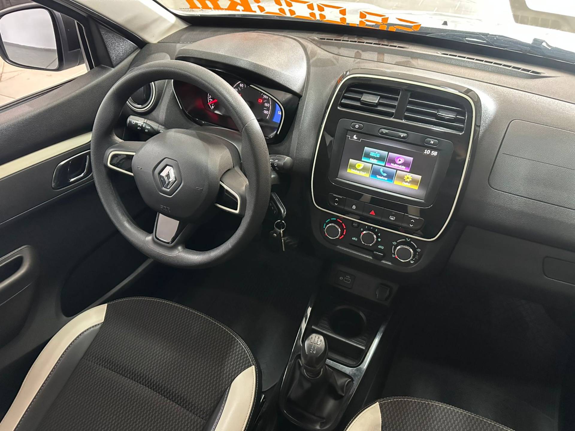 RENAULT KWID