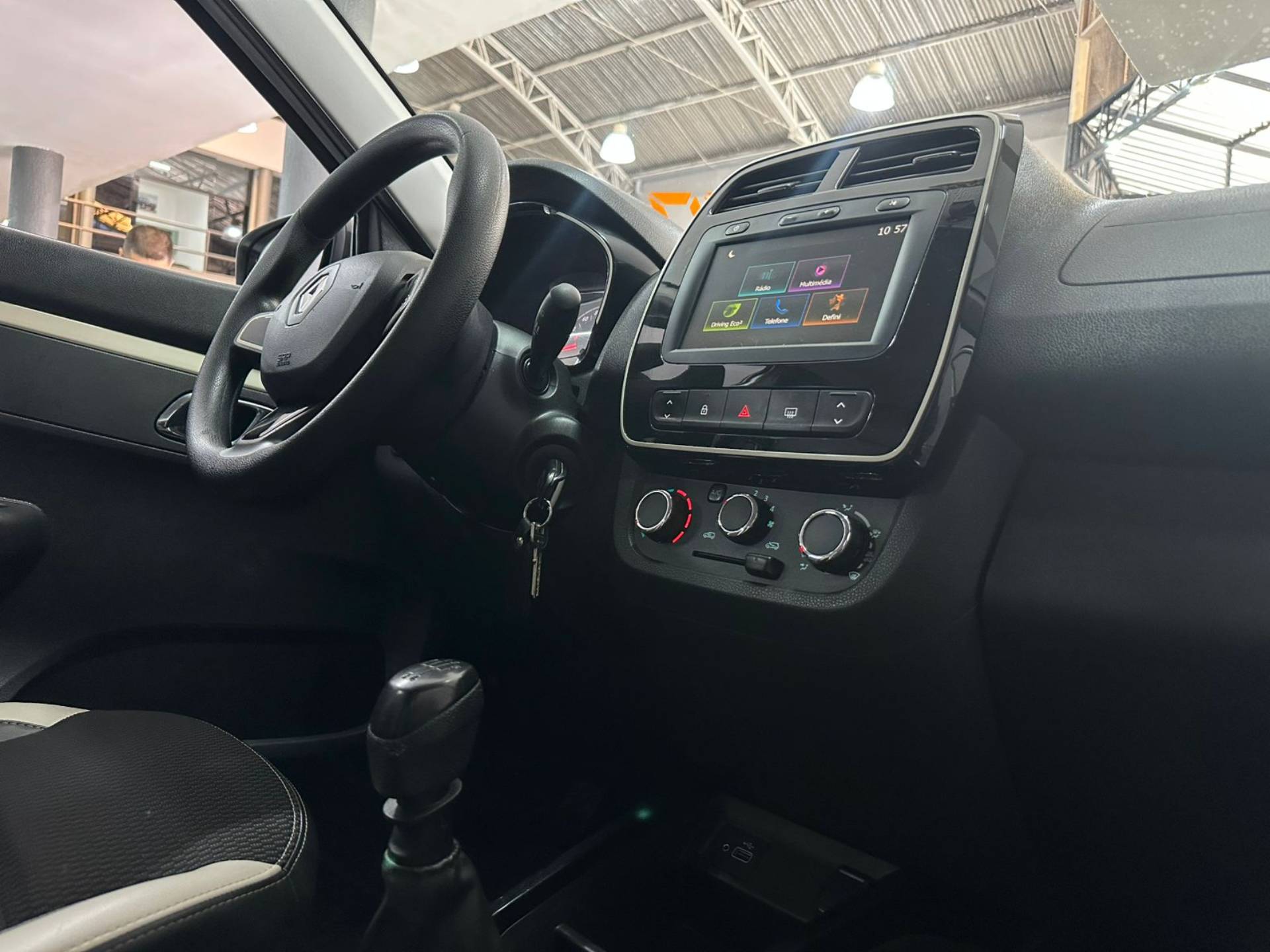 RENAULT KWID