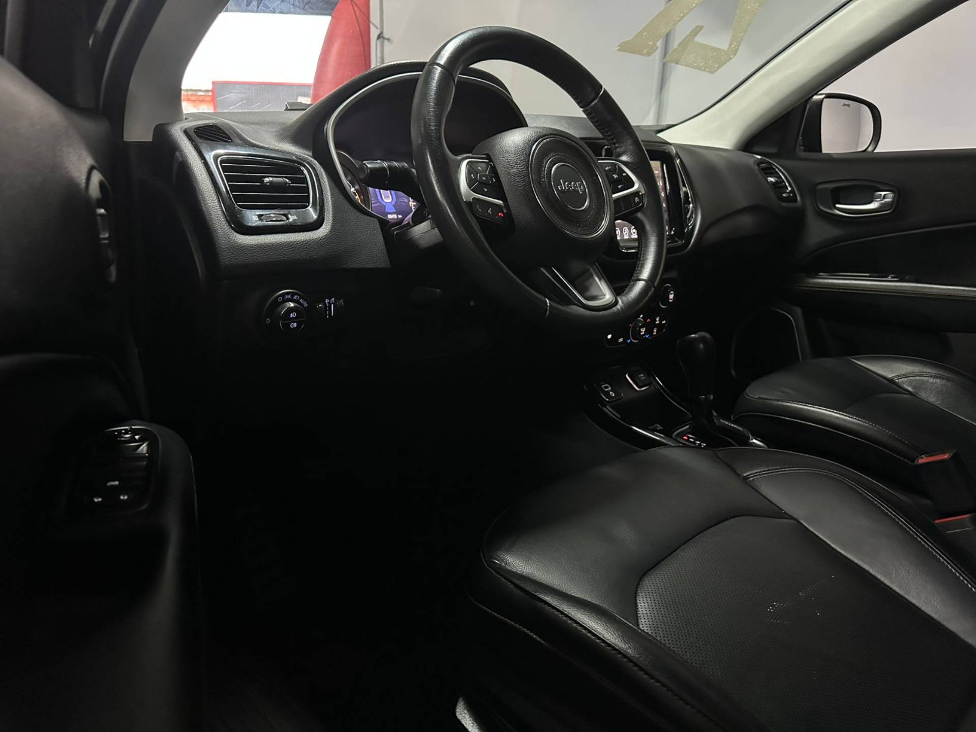 JEEP COMPASS