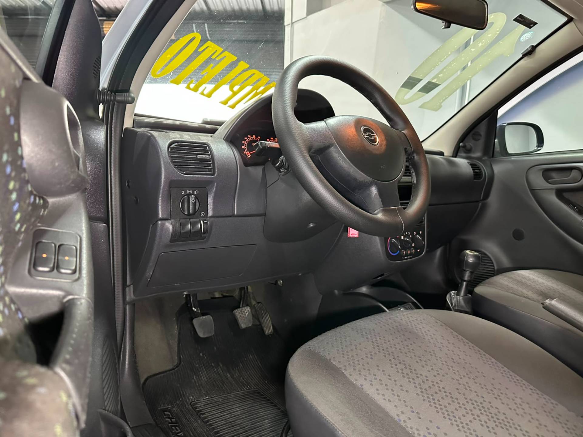 CHEVROLET CORSA