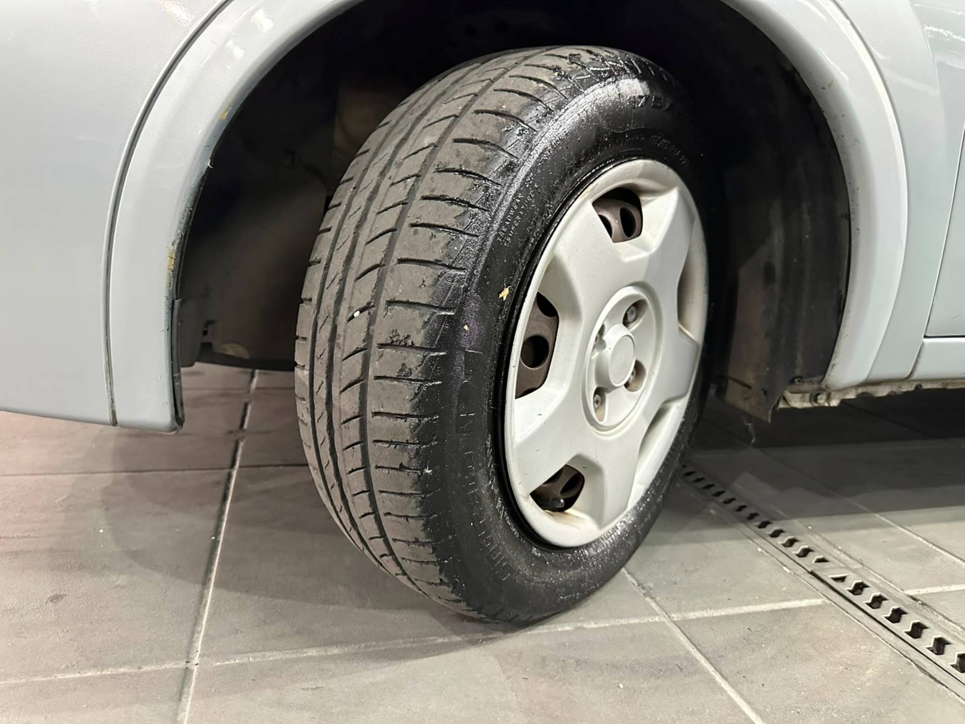 CHEVROLET CORSA