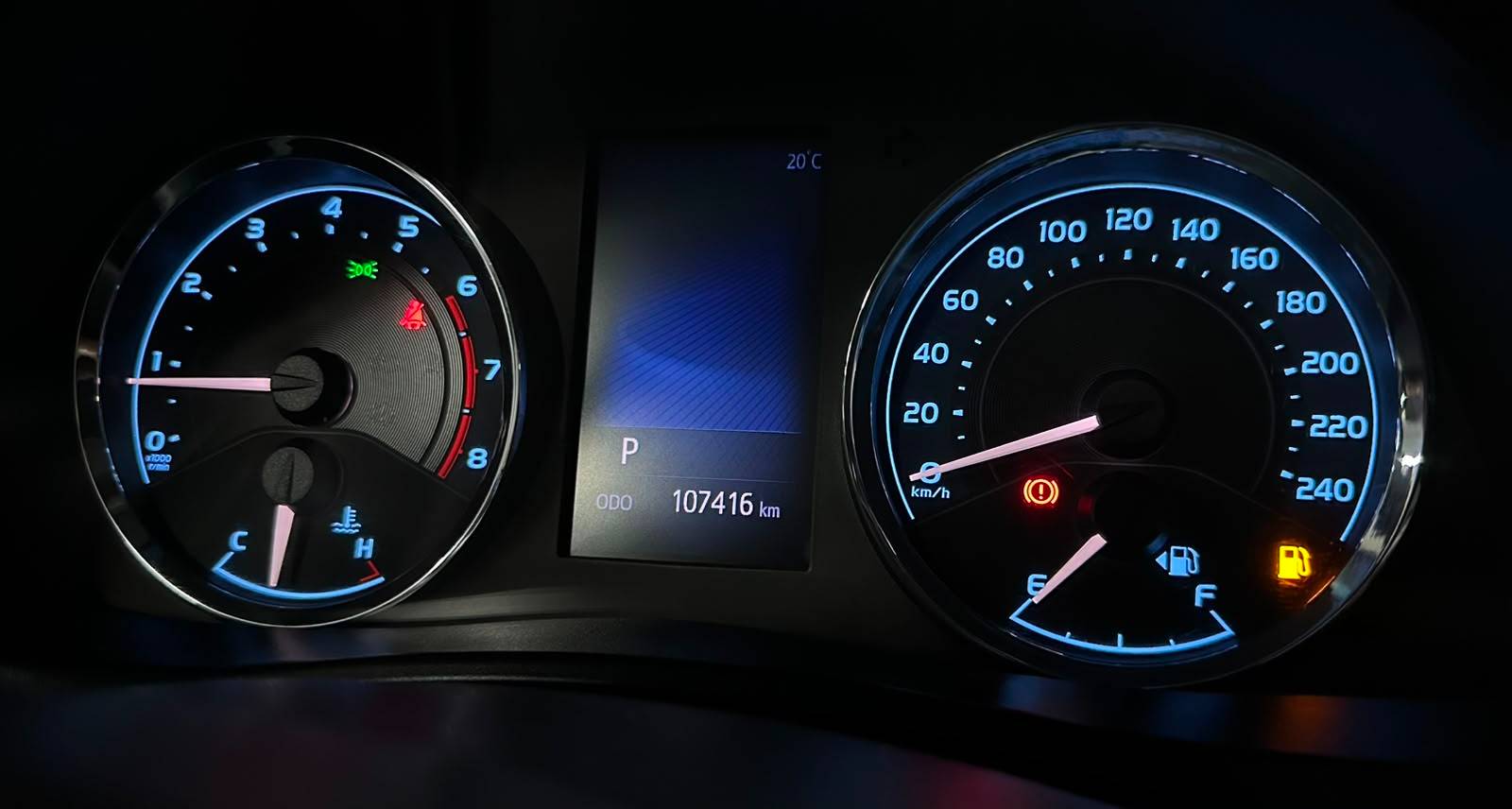 TOYOTA COROLLA