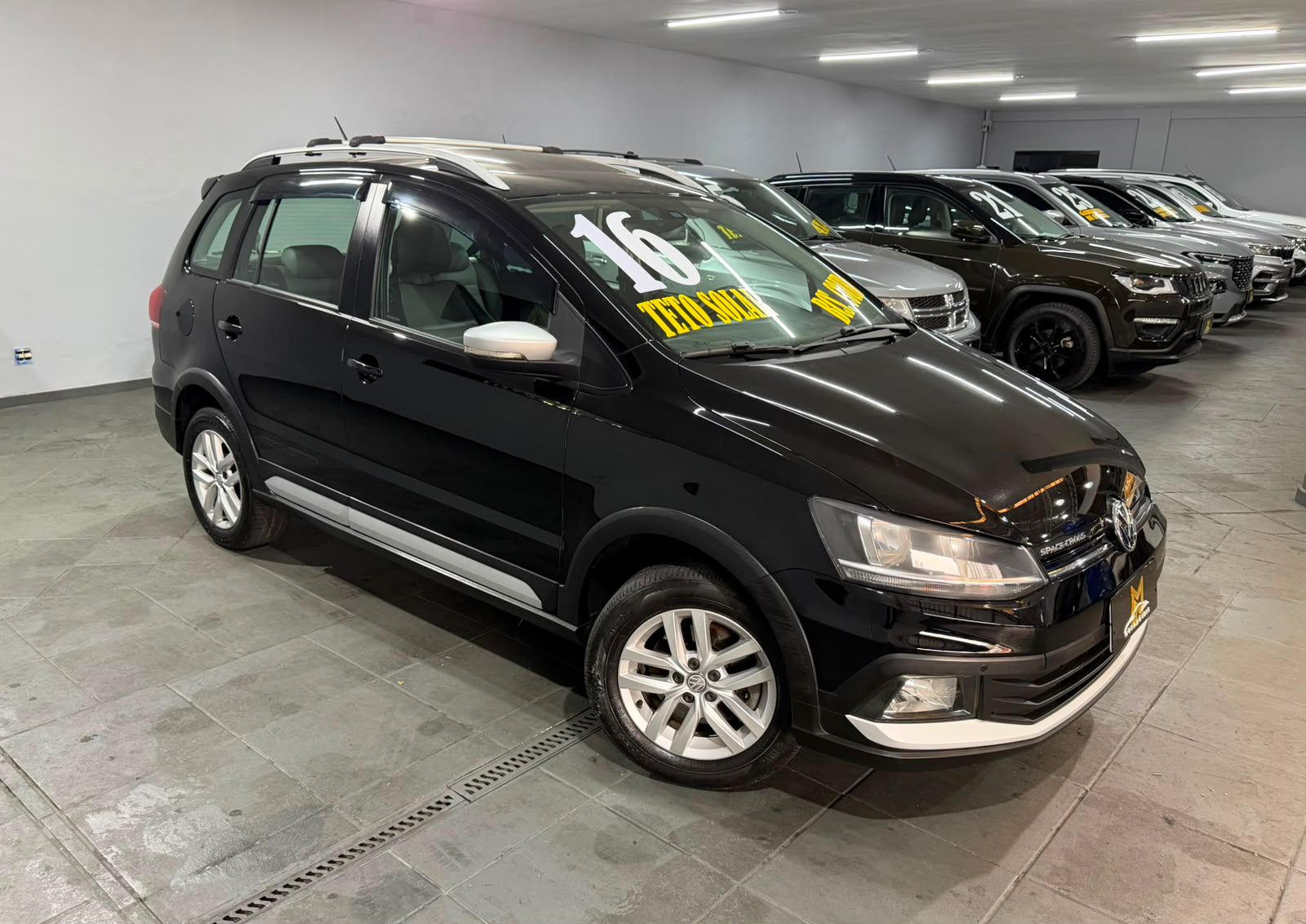 VOLKSWAGEN SPACE CROSS