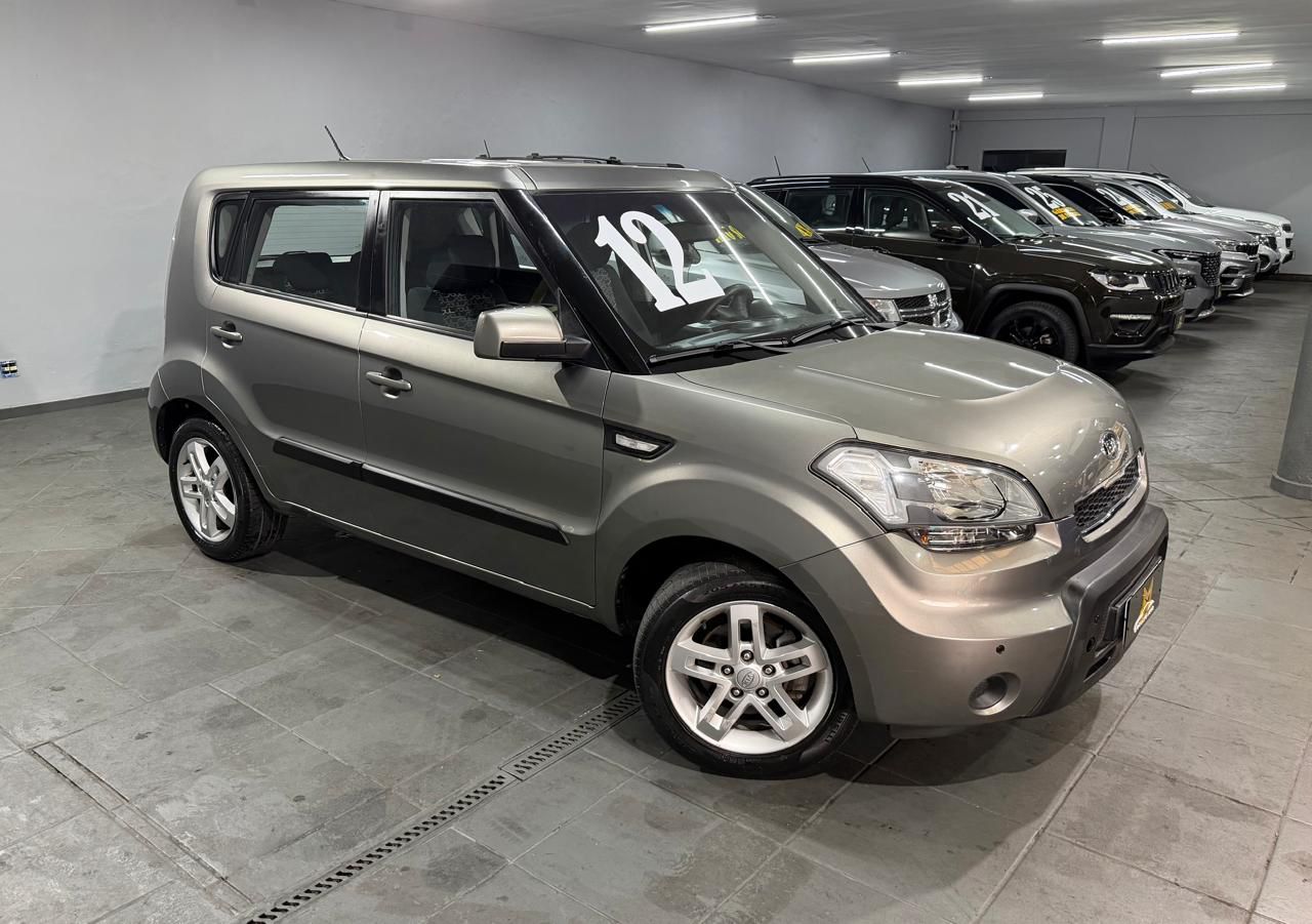 KIA SOUL