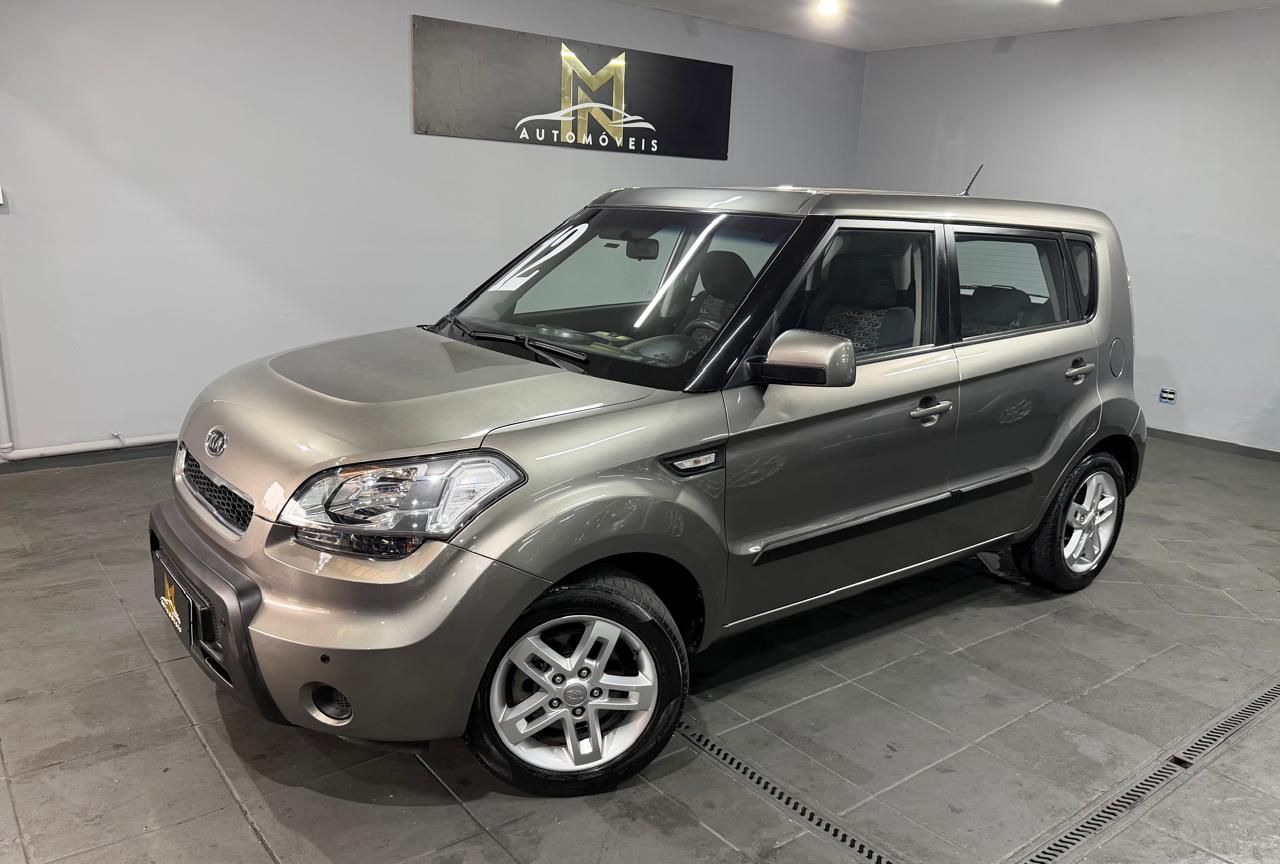 KIA SOUL