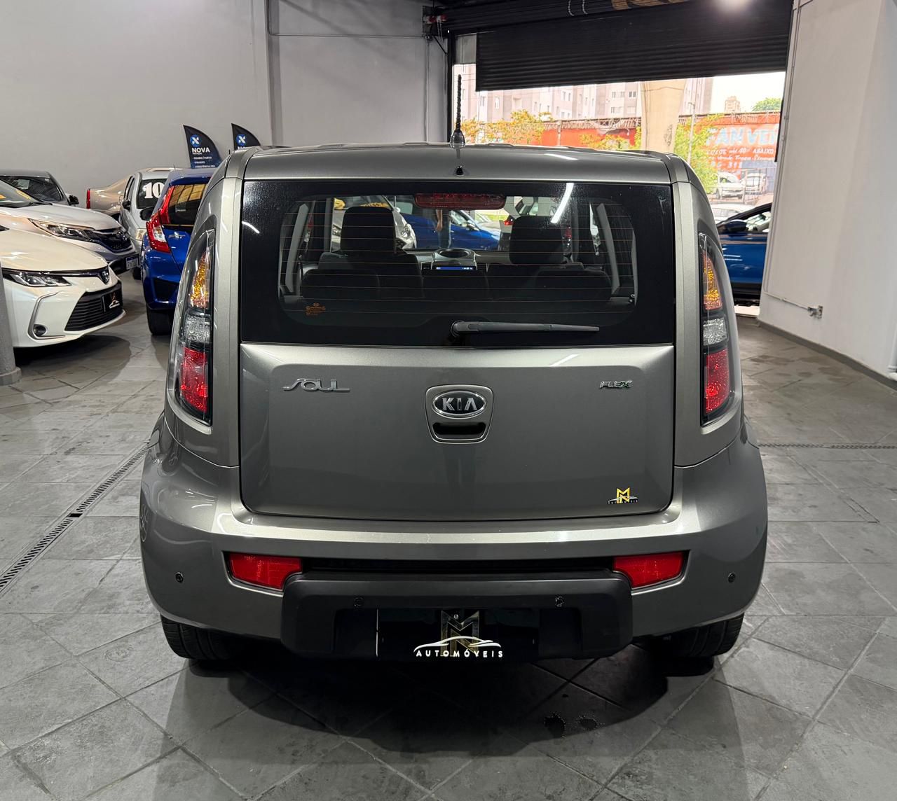 KIA SOUL