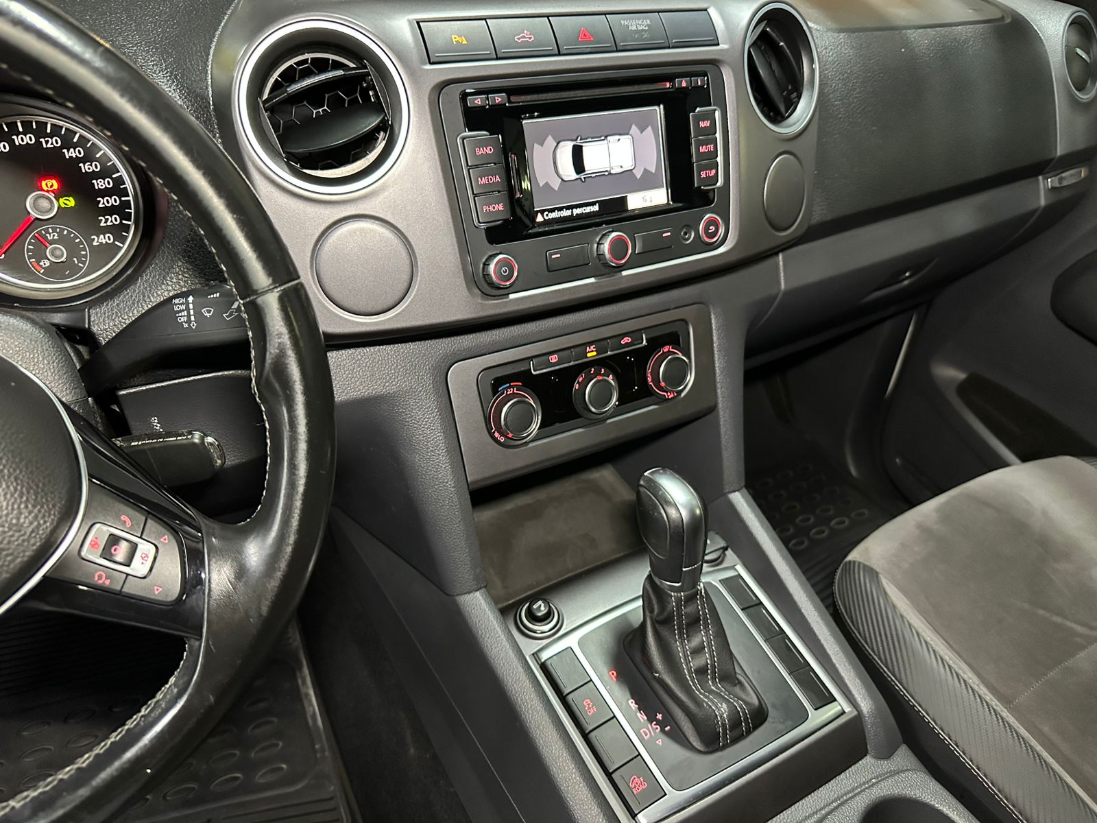 VOLKSWAGEN AMAROK