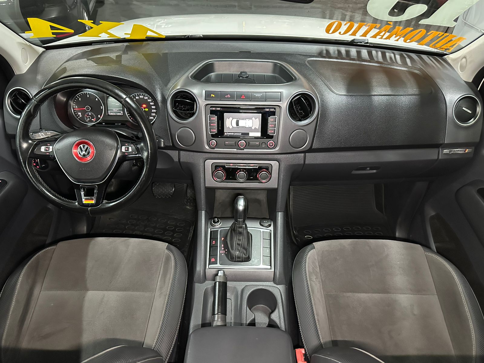VOLKSWAGEN AMAROK