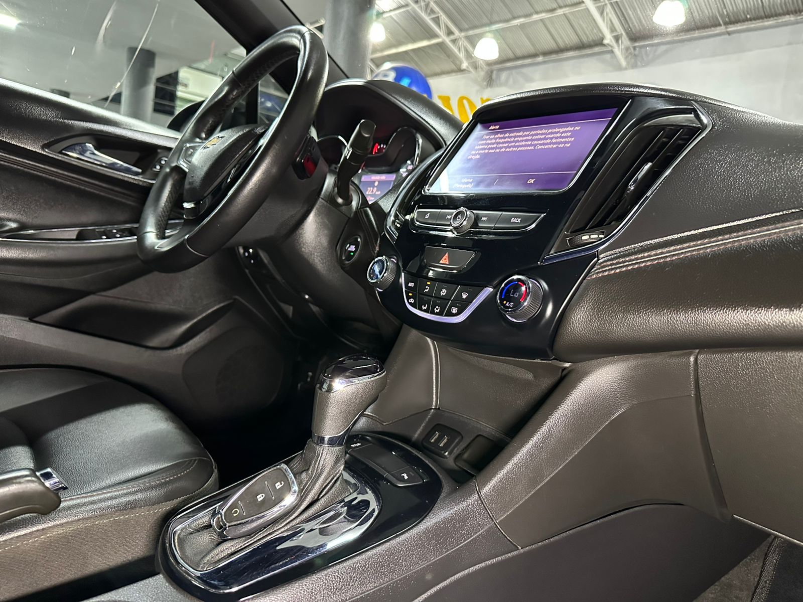 CHEVROLET CRUZE