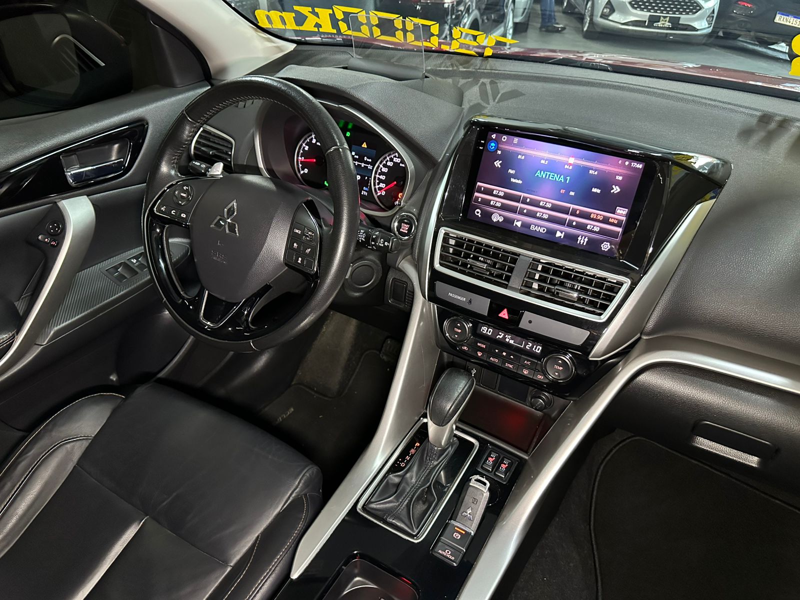 MITSUBISHI ECLIPSE CROSS