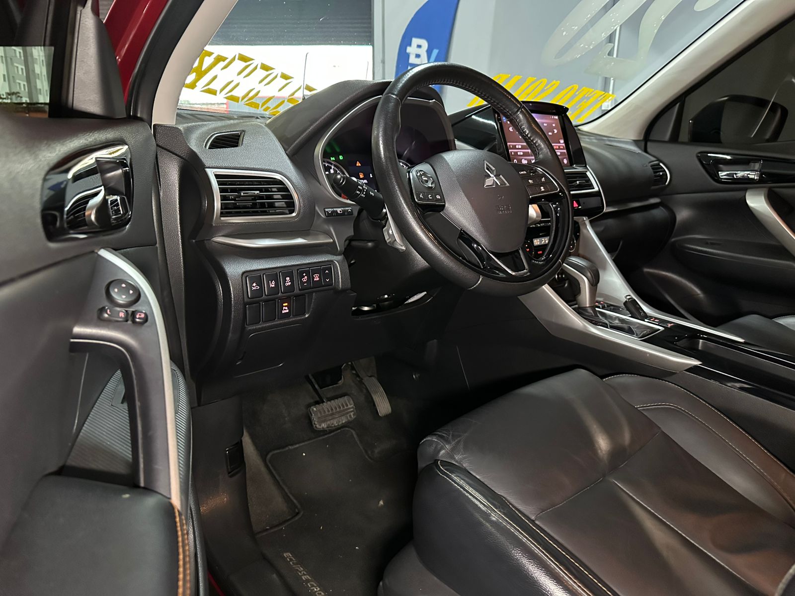 MITSUBISHI ECLIPSE CROSS