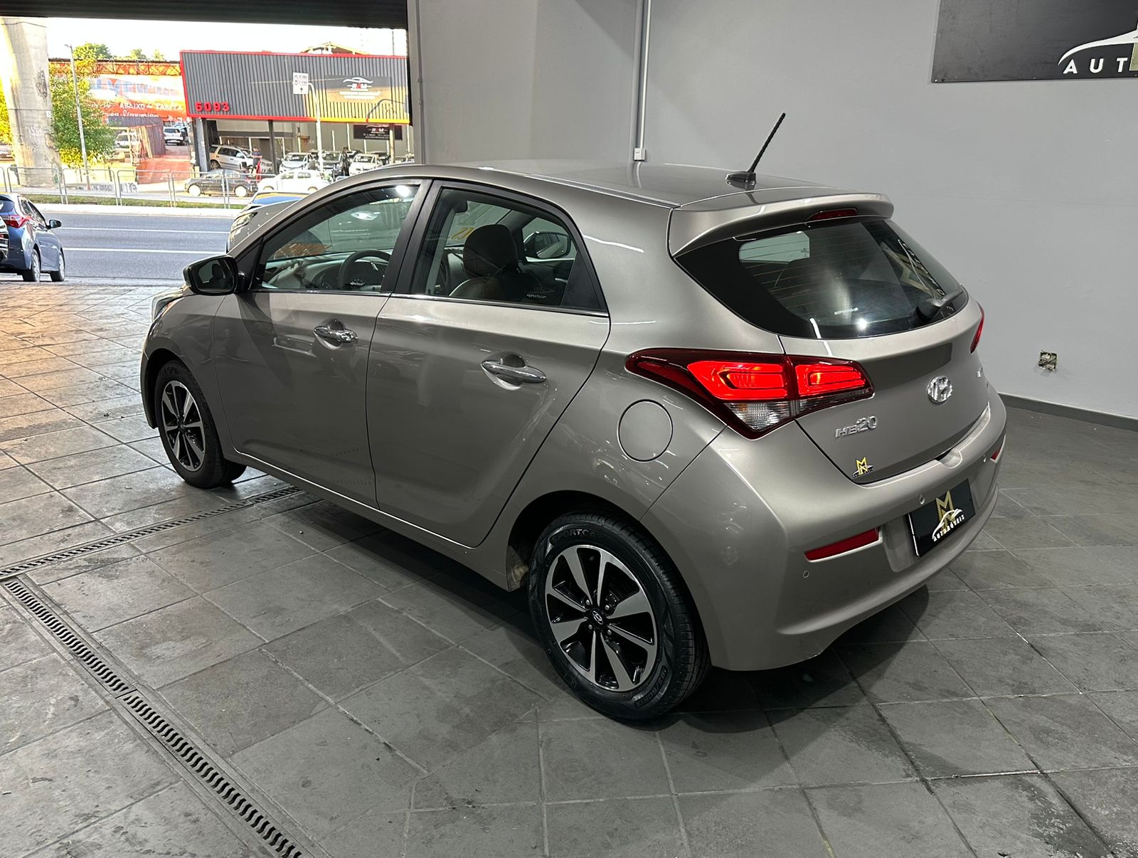 HYUNDAI HB20