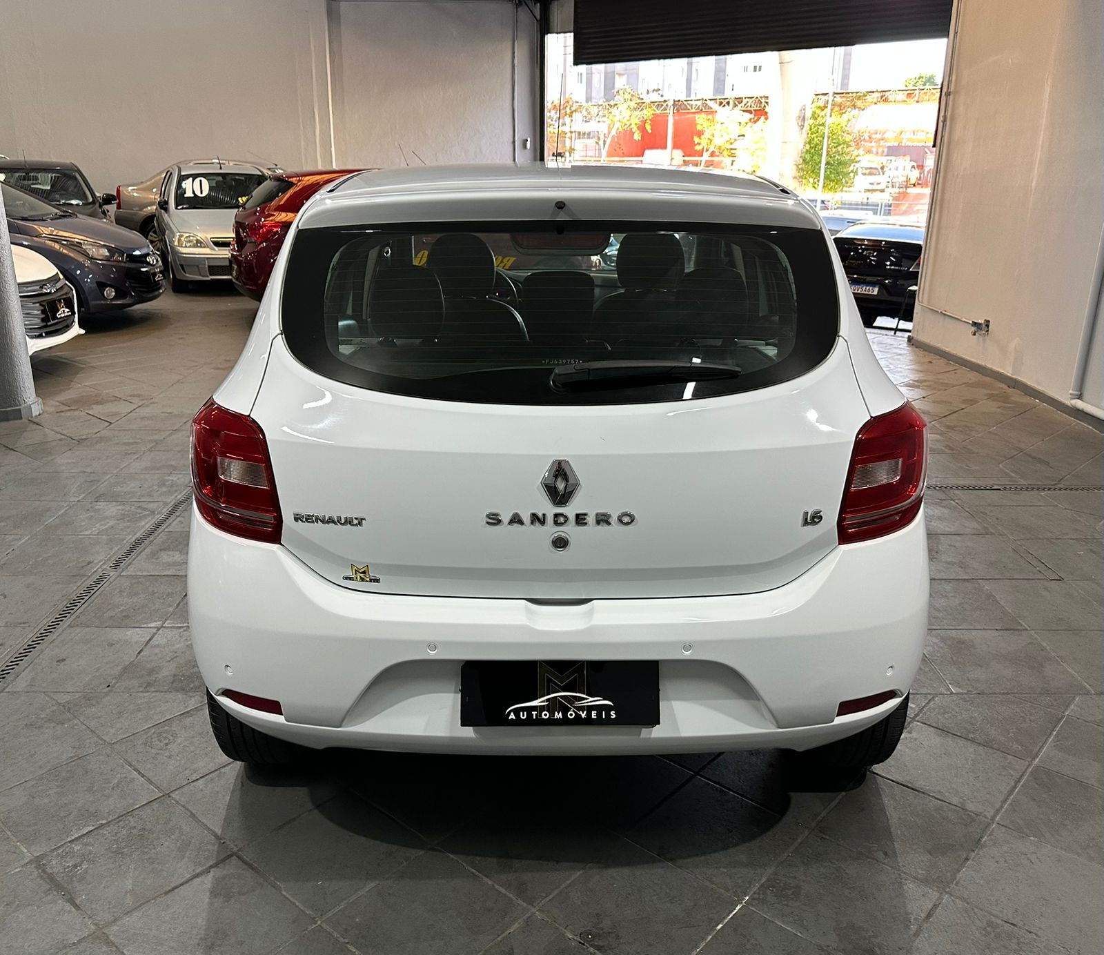 RENAULT SANDERO