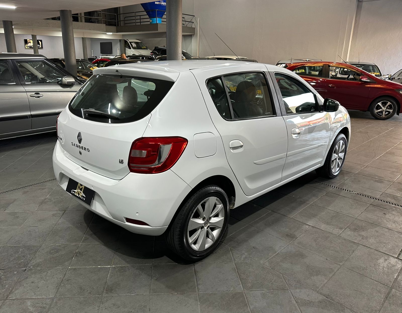 RENAULT SANDERO