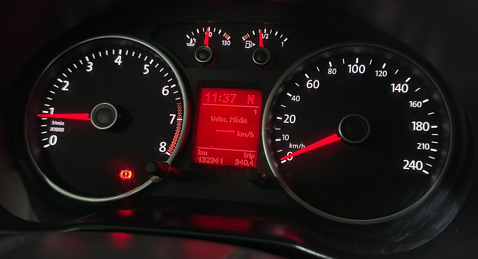VOLKSWAGEN VOYAGE