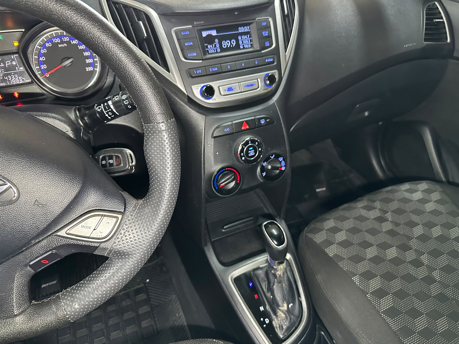HYUNDAI HB20