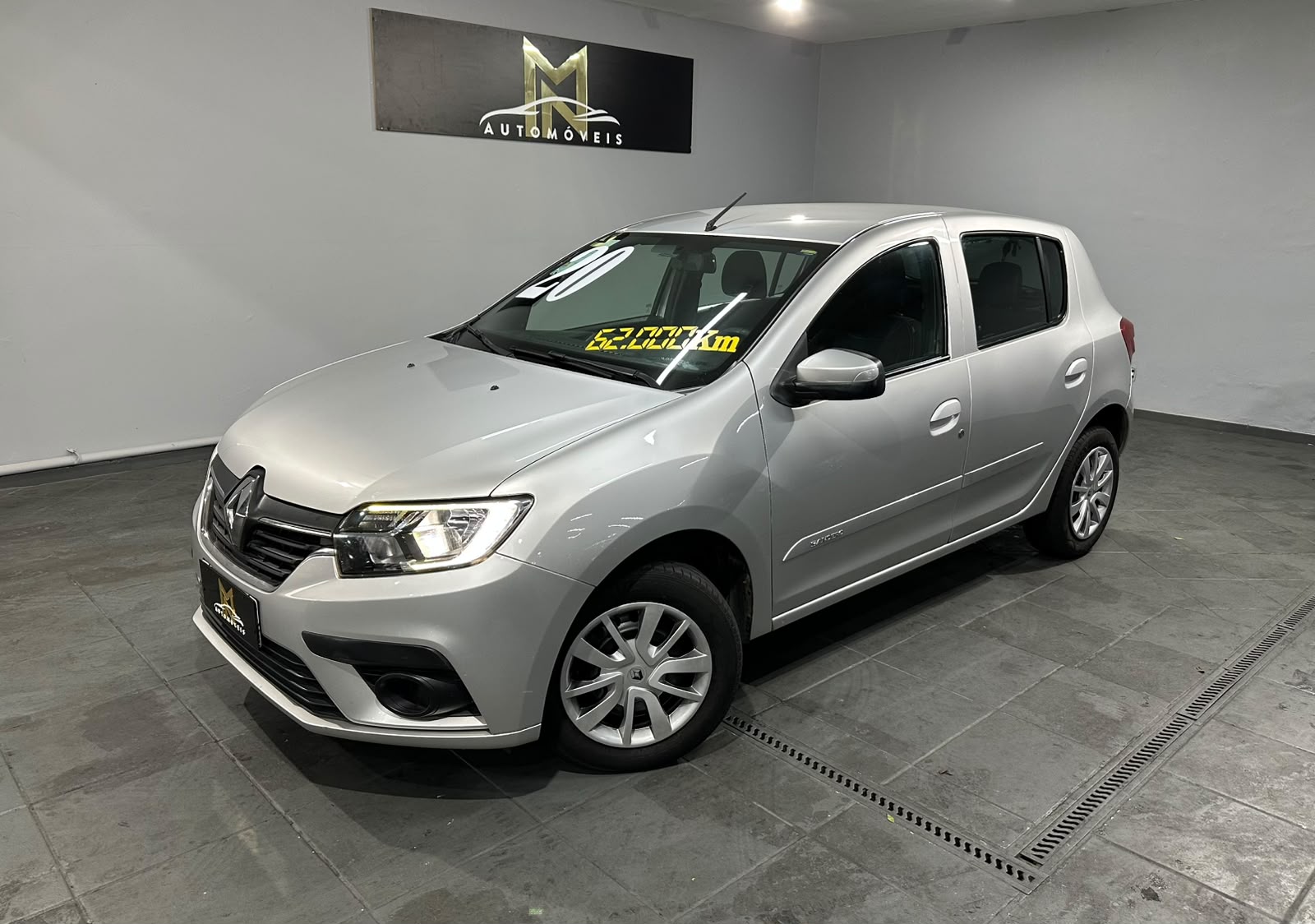 RENAULT SANDERO