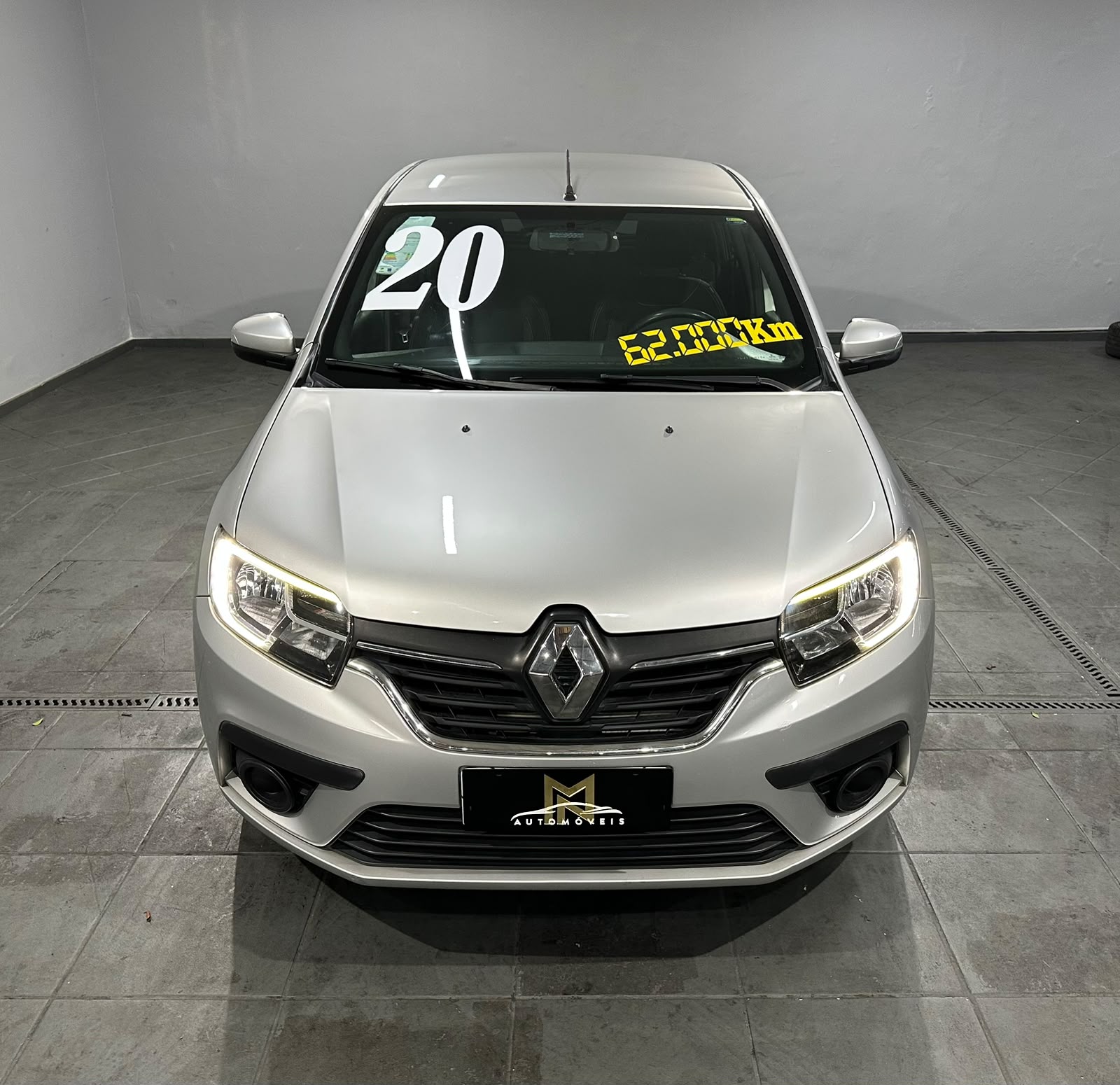 RENAULT SANDERO