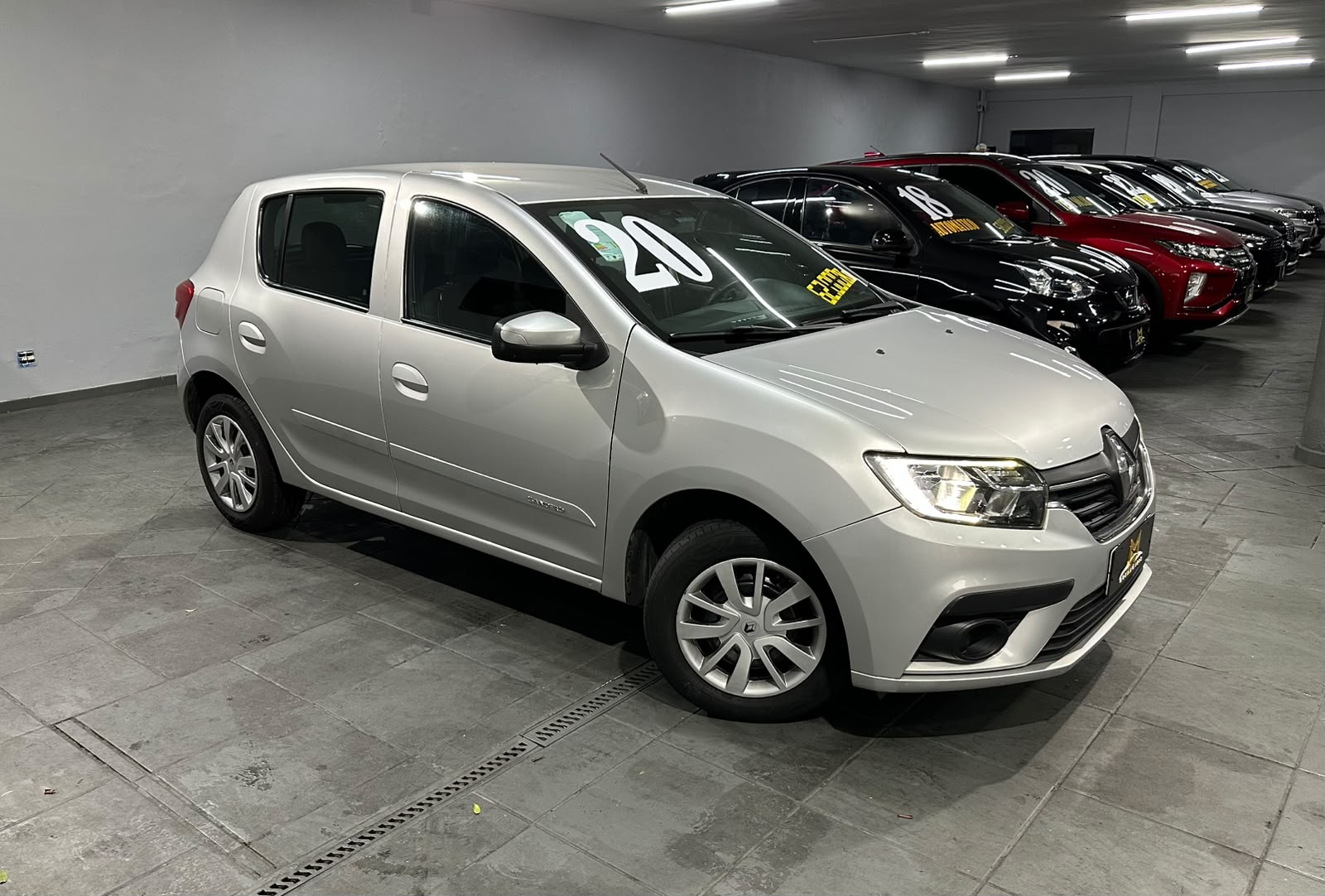 RENAULT SANDERO