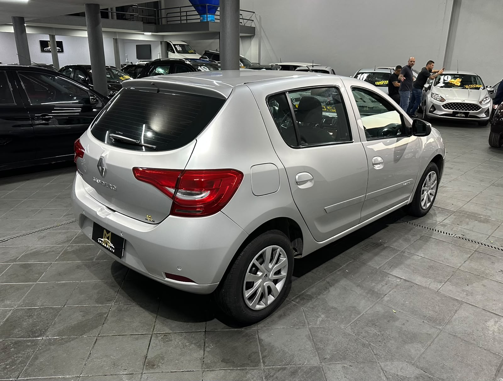 RENAULT SANDERO