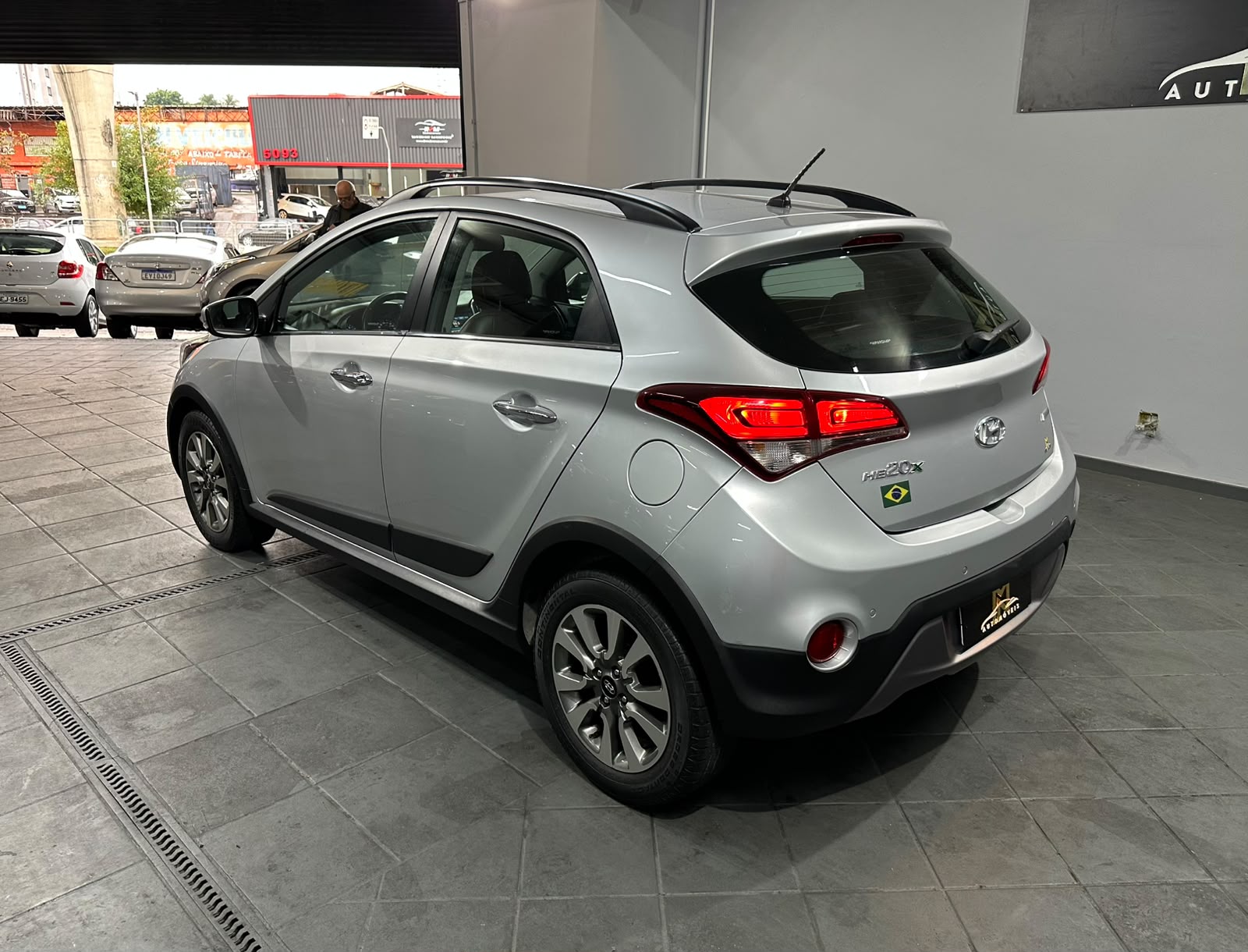 HYUNDAI HB20X