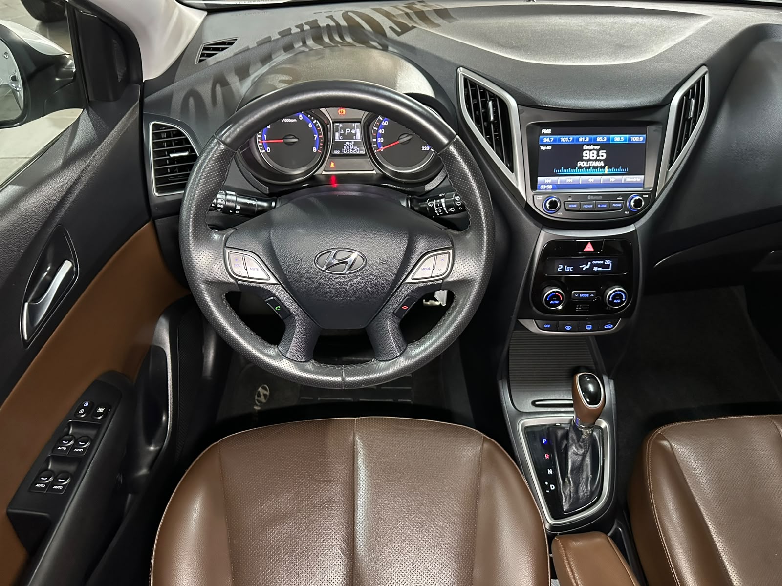 HYUNDAI HB20X