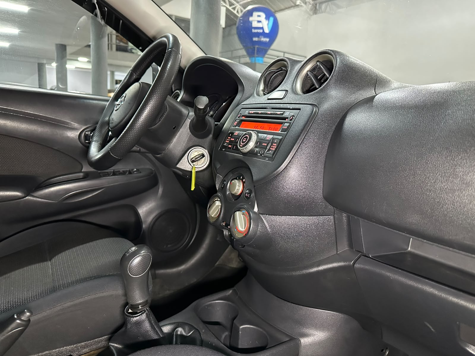NISSAN VERSA