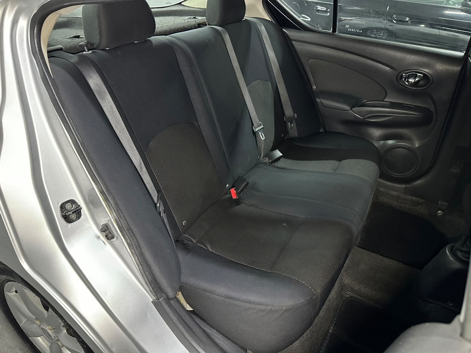NISSAN VERSA