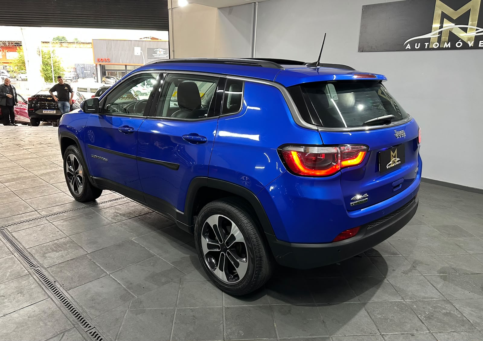 JEEP COMPASS