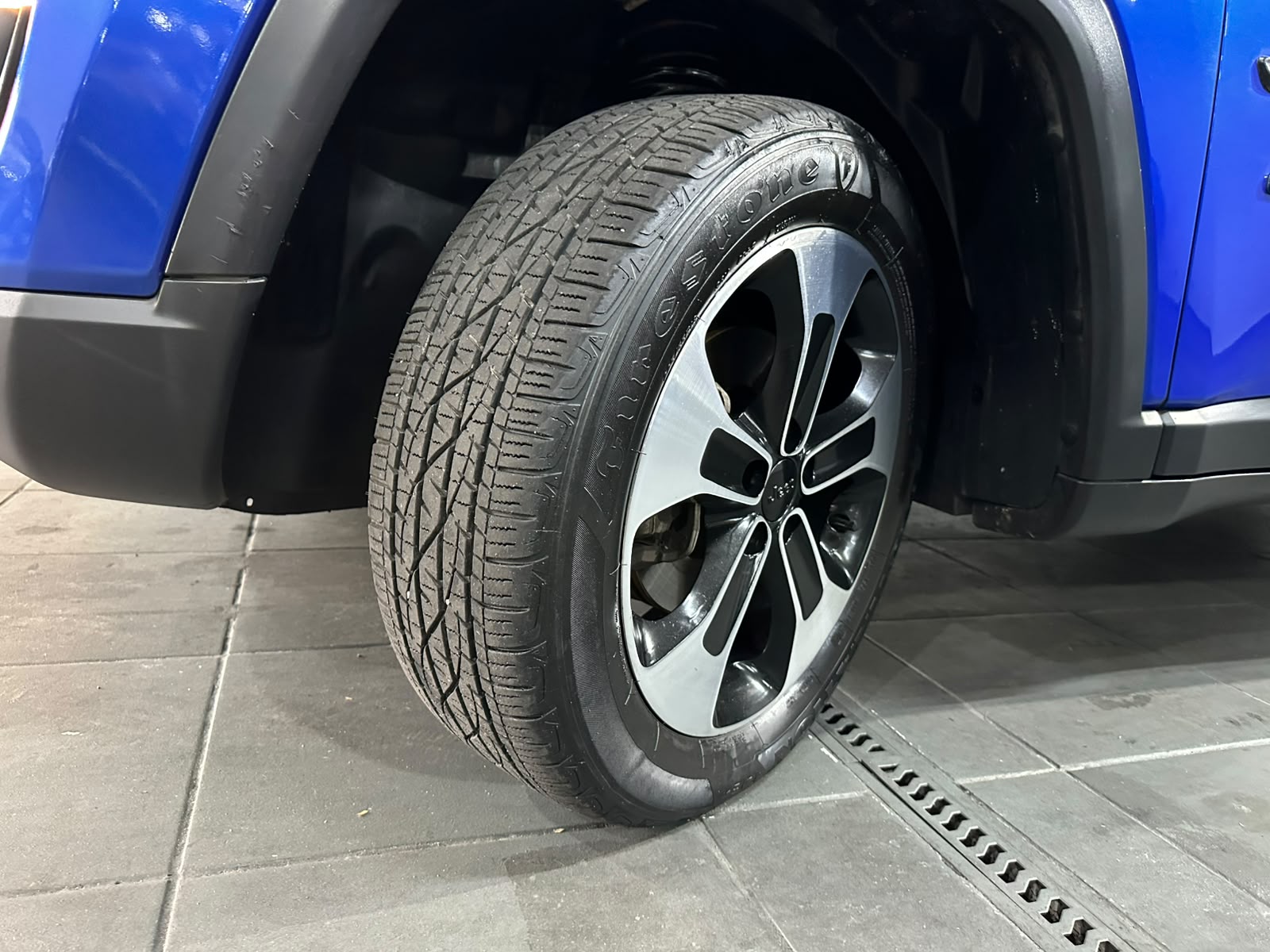 JEEP COMPASS