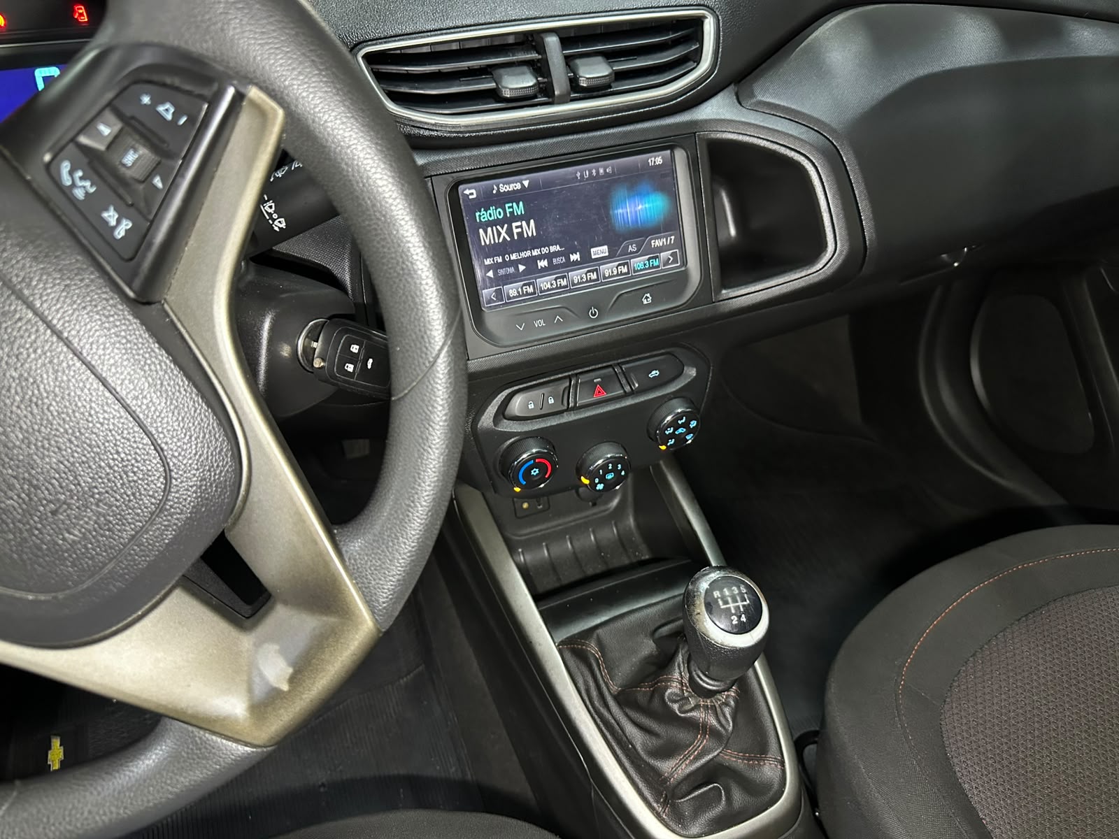 CHEVROLET ONIX